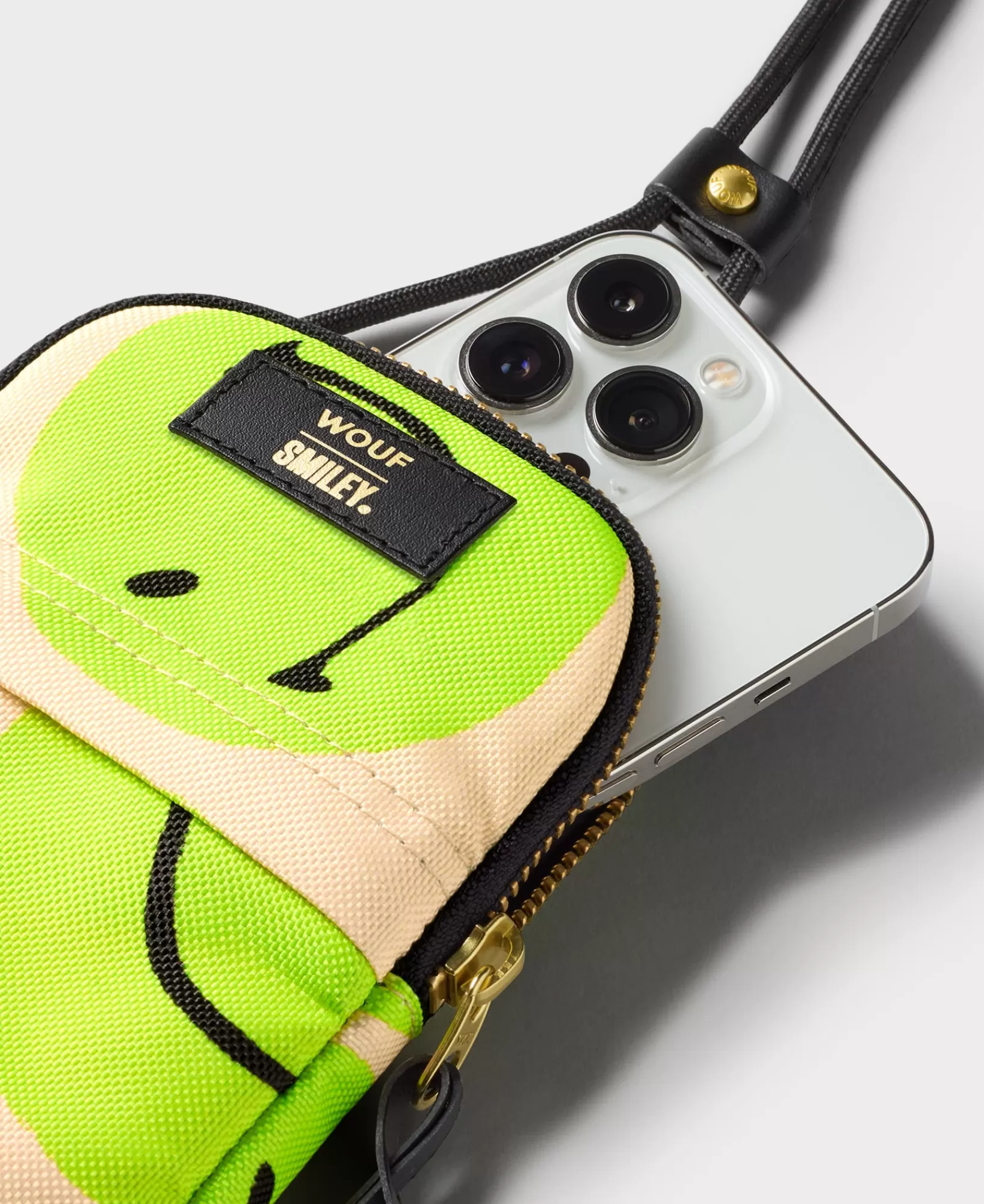 Handytaschen<WOUF ® Handytasche Smiley